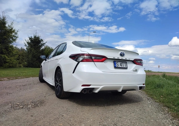 Toyota Camry cena 138900 przebieg: 47000, rok produkcji 2021 z Szepietowo małe 407